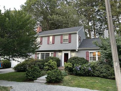Seamless Residential Roof Replacement